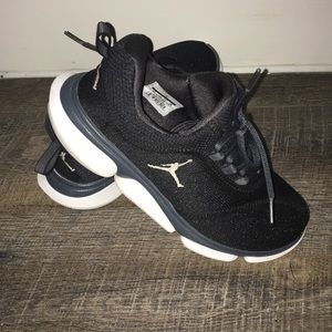 Air Jordan running shoes